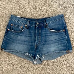 Levi’s 501 jean shorts